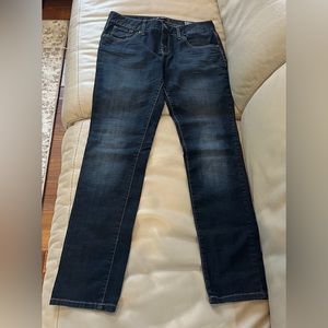 Guess medium rise Sarah fit size 30